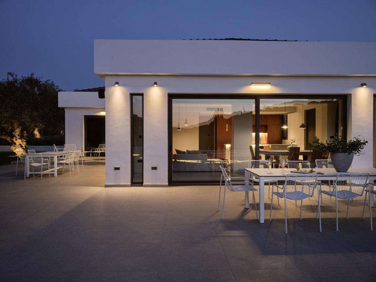 Drallos Luxury Villa Alykanas  Buitenkant foto