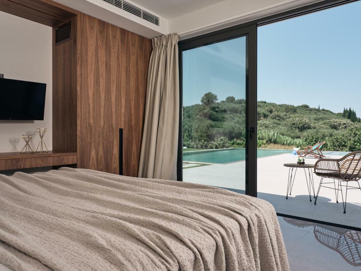 Drallos Luxury Villa Alykanas  Buitenkant foto