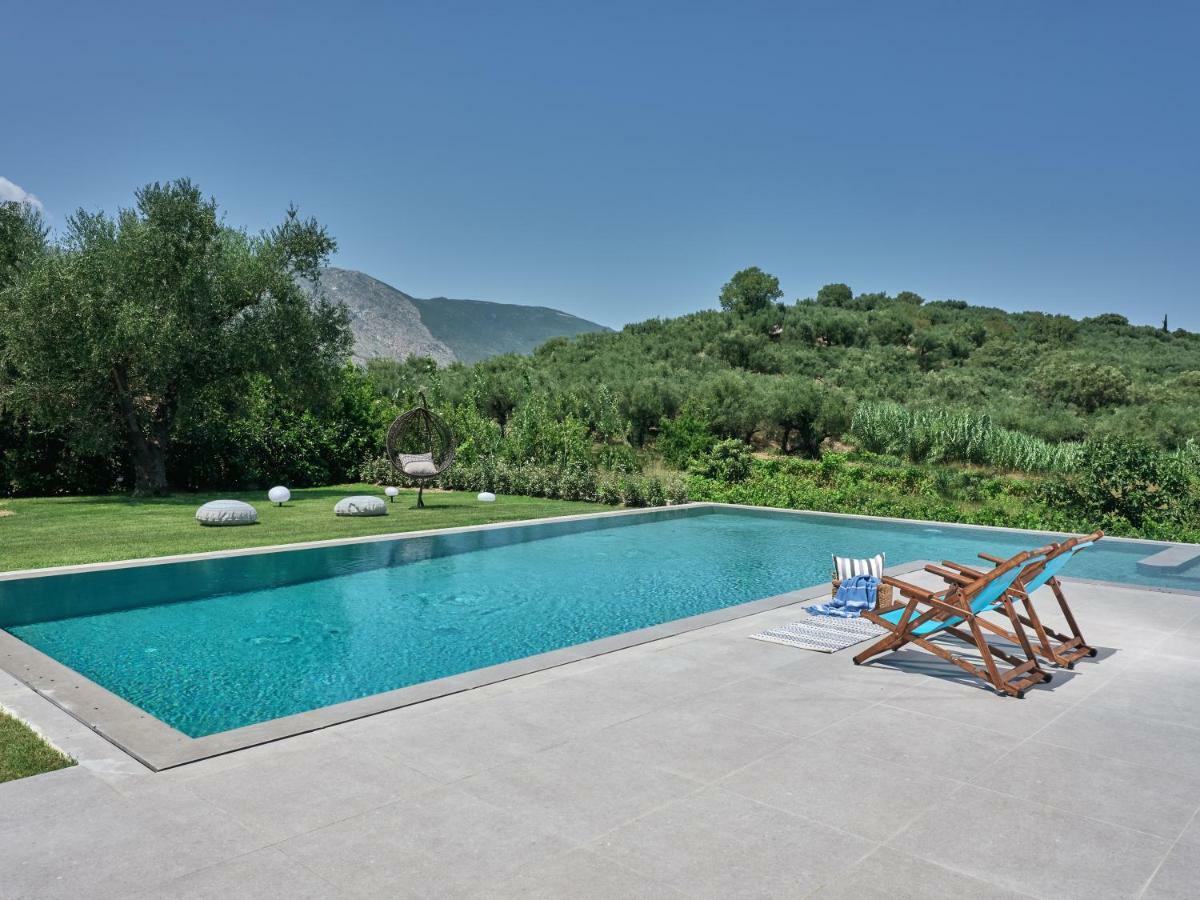 Drallos Luxury Villa Alykanas  Buitenkant foto